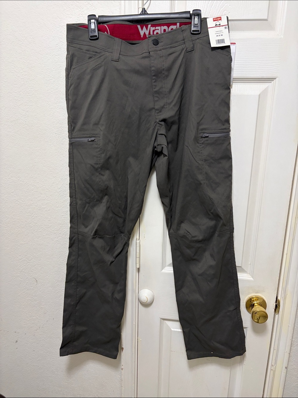 Wrangler Men's Olive Gray Cargo Pants with Zip Thigh Pockets